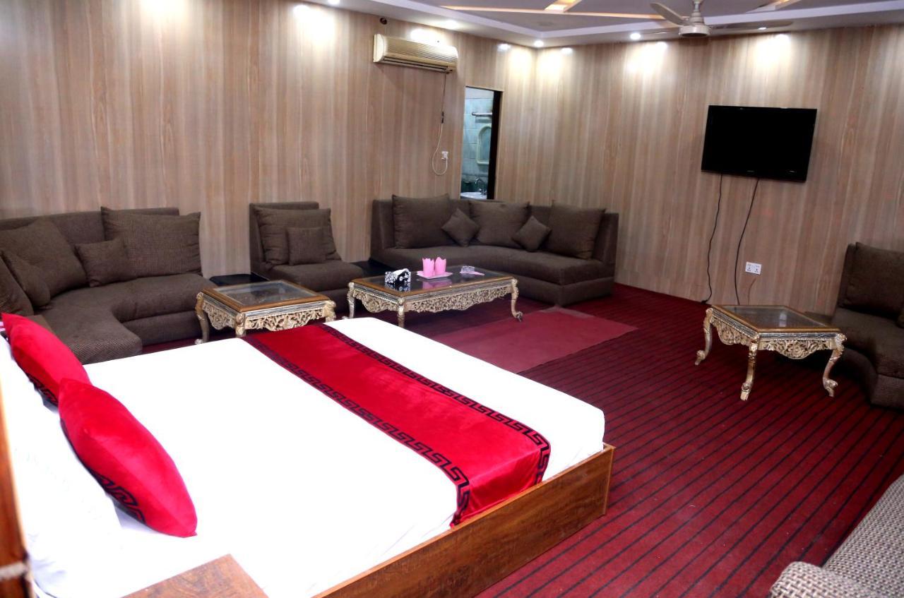 Sapphire Inn Motel Лахор Экстерьер фото