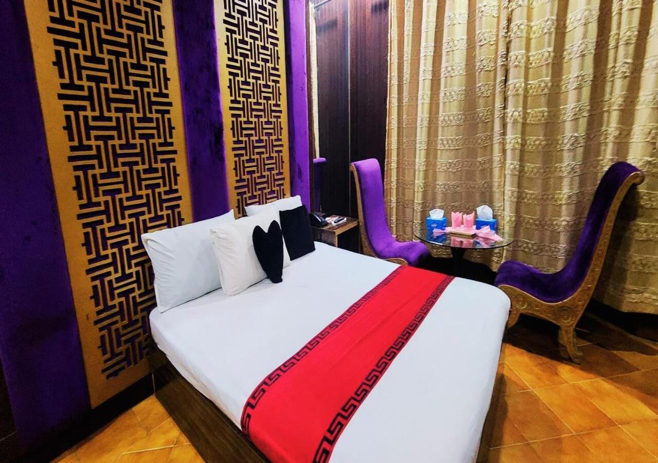 Sapphire Inn Motel Лахор Экстерьер фото